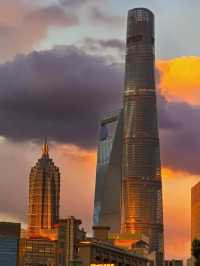 LUJIAZUI TOWERS SHINES BEST AT SUNSET