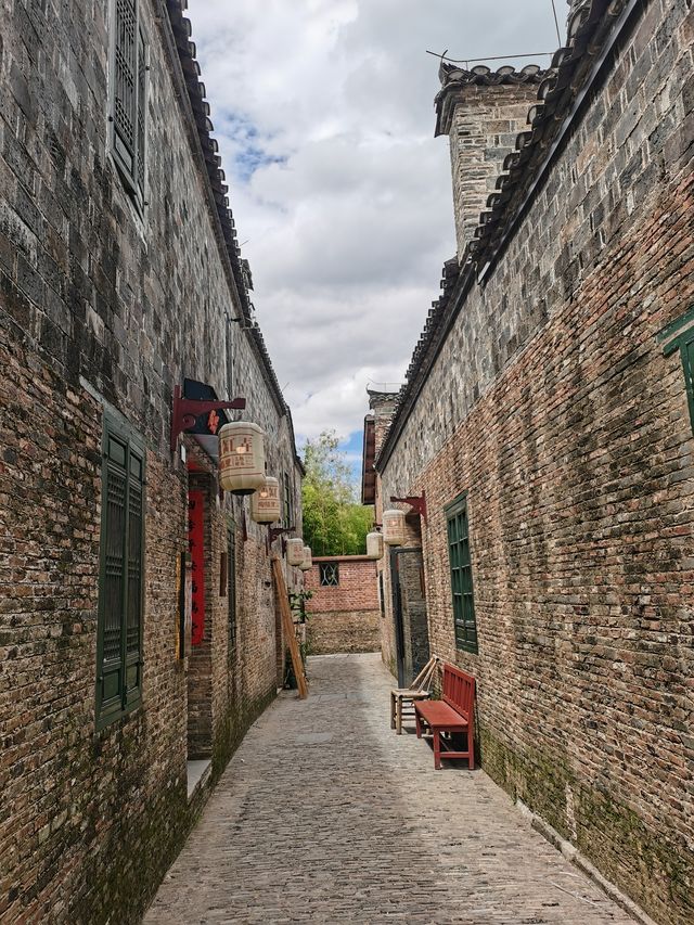景德鎮陶瓷博物館，觸摸千年窯火與新生