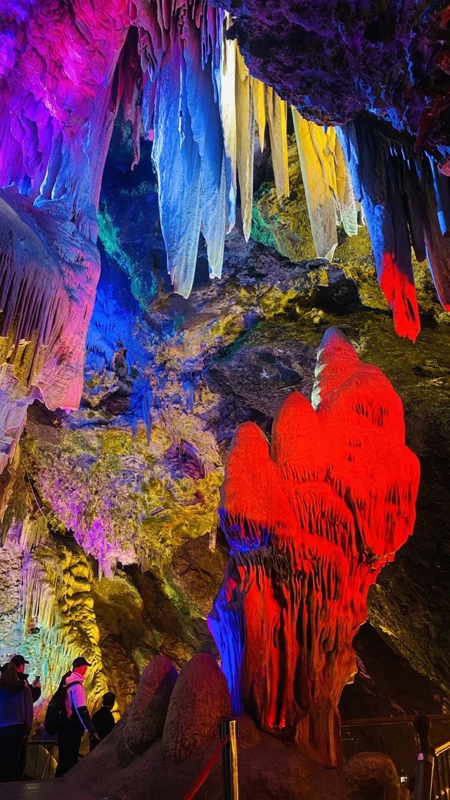 歡迎來雞冠洞旅遊打卡