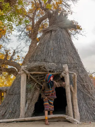 I watched a thousand-year solitude of the Luobu people in Korla, Xinjiang 🪵