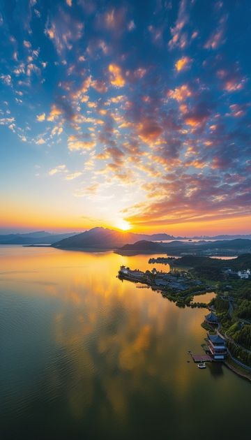 山頂佛像震撼人心