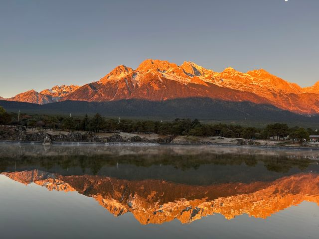 麗江玉龍雪山：把「鎏金雪山+翡翠湖」裝在眼睛裡的一天