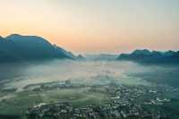 萬峰林平流霧觀賞攻略來啦!