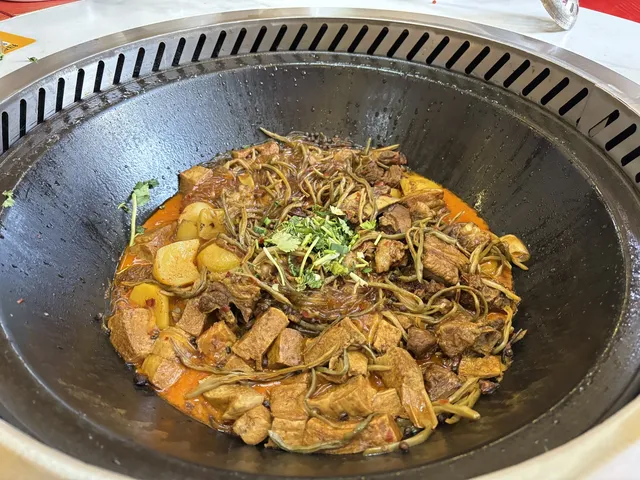 人生第一次在雪林裡騎馬,童話阿爾山 人生第一次在雪林裡騎馬,童話阿爾山