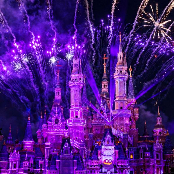 ディズニーの花火！星の輝きを目に散りばめて | Trip.com 上海