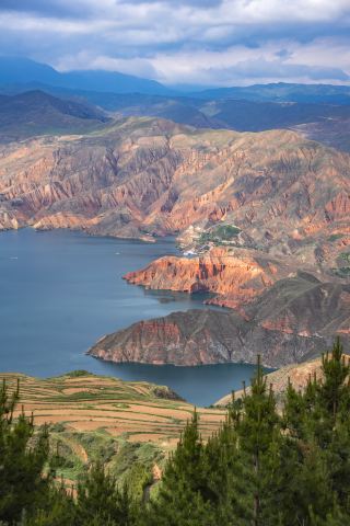 Hidden gems in Qinghai: Kanbula water-based Danxia landforms! A less-traveled self-driving guide!