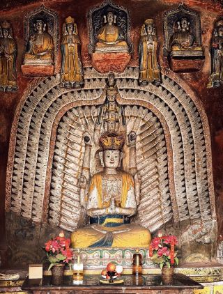 Set off from Yunshang Siji for a Zen escape in the mountains of Jinxiang Temple