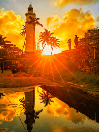 Galle Fort, Sri Lanka: Encounter a scorching sunset over the Indian Ocean