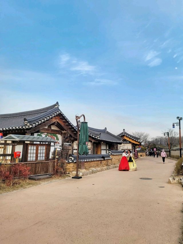 경주여행에서 빼놓을 수 없는 교촌마을🏘