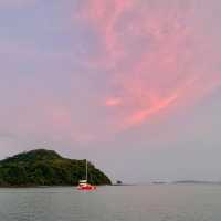 MOONSTo̲̲NE ☾ คาเฟ่ริมทะเล ย่านพันวา