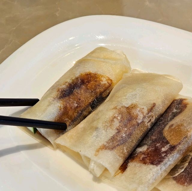 บุฟเฟ่ต์ติ่มซำไม่อั้นในห้องอาหารจีน China Table