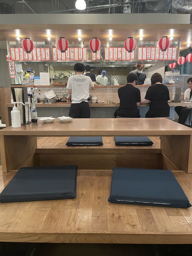 有楽町　東京ミッドタウン内　一角