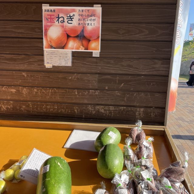 【淡路島】絶景も淡路島土産も堪能できる花さじきテラス館