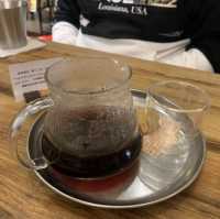青田街平價咖啡廳，提拉米蘇激推 - Ecole cafe