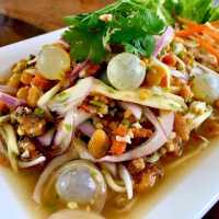 ร้านดังบางแสน อาหารทะเลสดๆรสชาติอร่อย