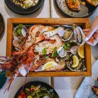 Sunday Brunch ที่ริมหาด Pine Beach Bar