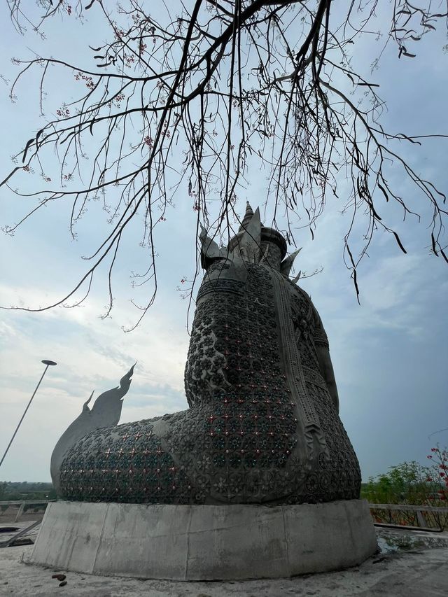 วัดผารังหมีวนาราม (ถ้ำพระนอน)