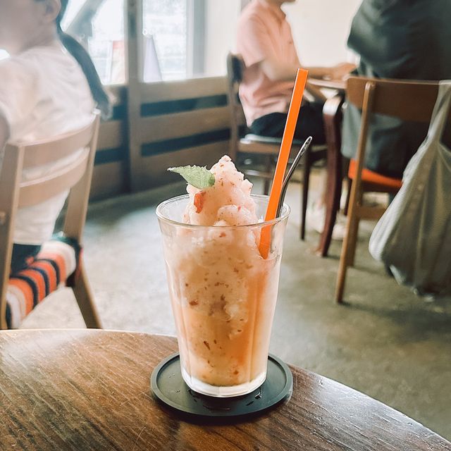 【東京】電材店をリノベして作られた「iriya plus cafe」に行ってみた☕️🍃 