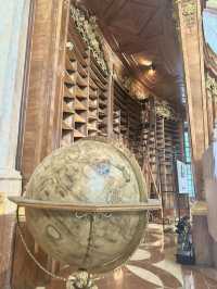 【ウィーン🇦🇹オーストリア】世界一美しい図書館