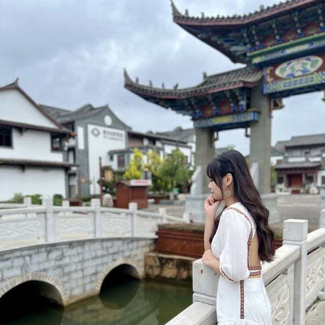 Bình biên kiến thuỷ mông tự