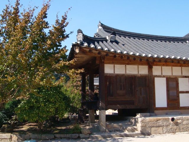 고즈넉한 매력이 넘처 흐르는 곳 교촌 한옥마을