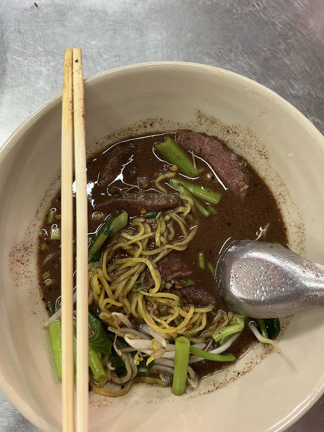 ร้านก๋วยเตี๋ยววังชะโอน ตลาดไนท์ กำแพงเพชร