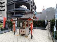 広島。カープの応援前に訪れたい場所『友元神社』の『昇鯉岩』