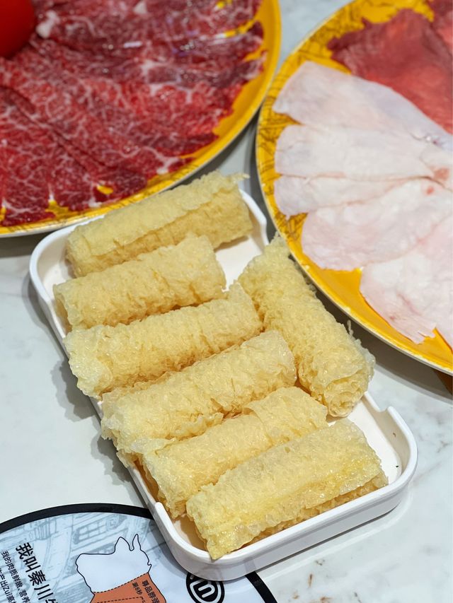 超人氣深圳現切牛肉火鍋