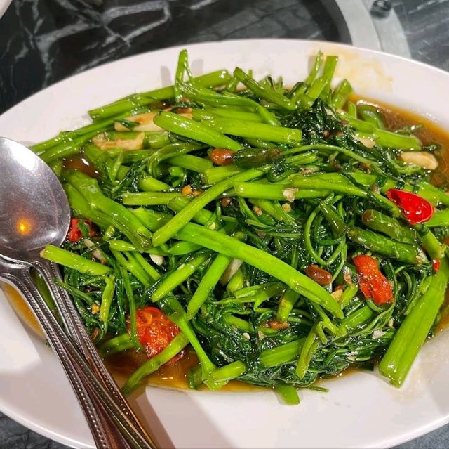 방콕 살라댕 신선한 씨푸드 맛집 쏨분