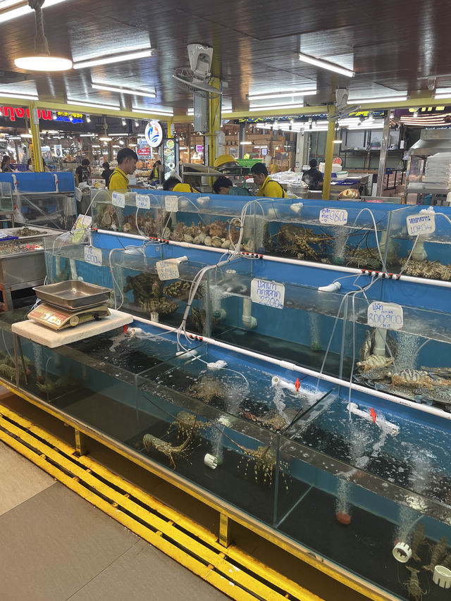 ตลาดสดธนบุรี