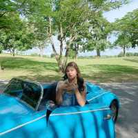 คาเฟ่ที่มีรถ? Trot Cafe 