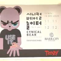 Arts exhibition “หมีนักเย้ยหยัน”