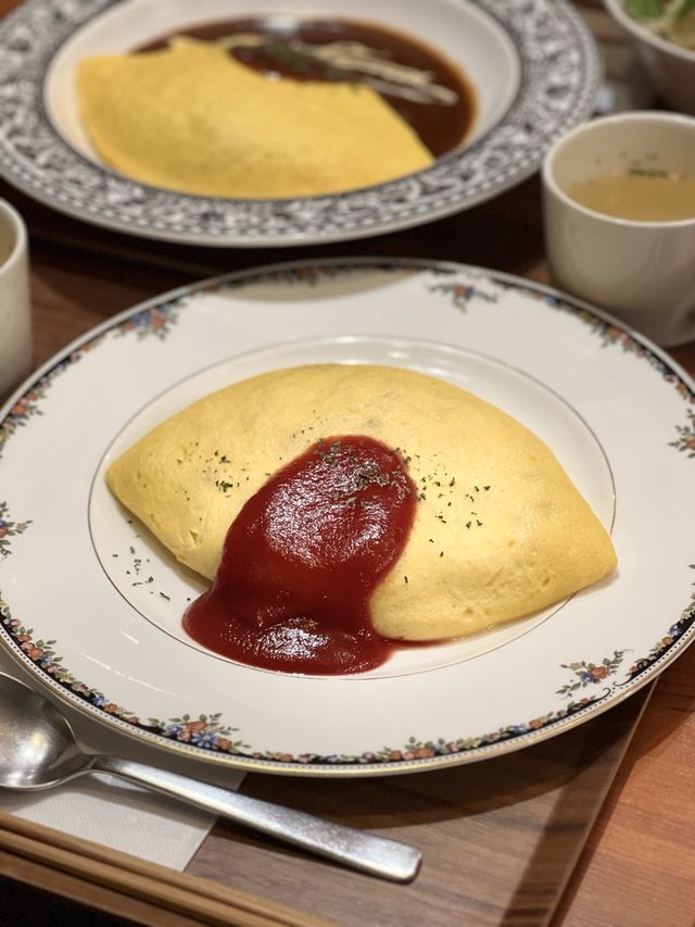 【福岡グルメ】昔懐かしいレトロなオムライスが楽しめる喫茶店