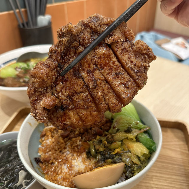 台灣料理！初遇•台小鍋•茶飯館