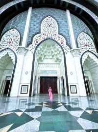 Stunning yet elegant mosque in KL!
