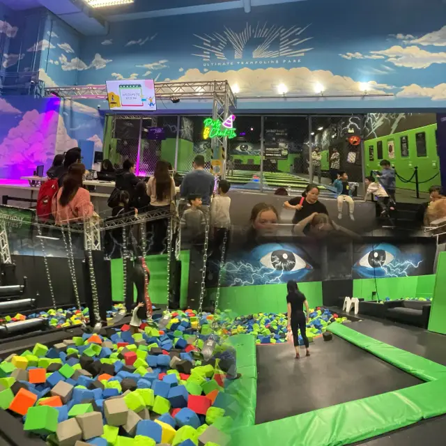 A great place for children, I love trampoline