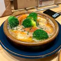【大阪・四ツ橋】コスパ抜群で牡蠣好きにおすすめ「牡蠣と肉たらしビストロAKIRA」