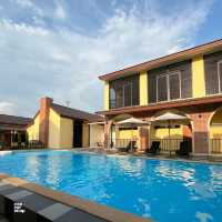 Cottage Pine Rayong Resort & Café 