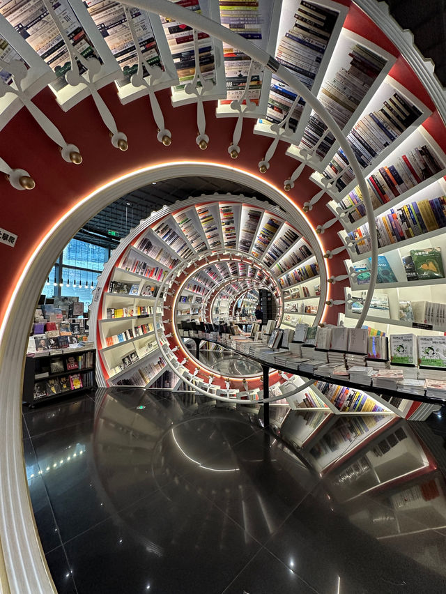深圳打卡書店～鍾書閣