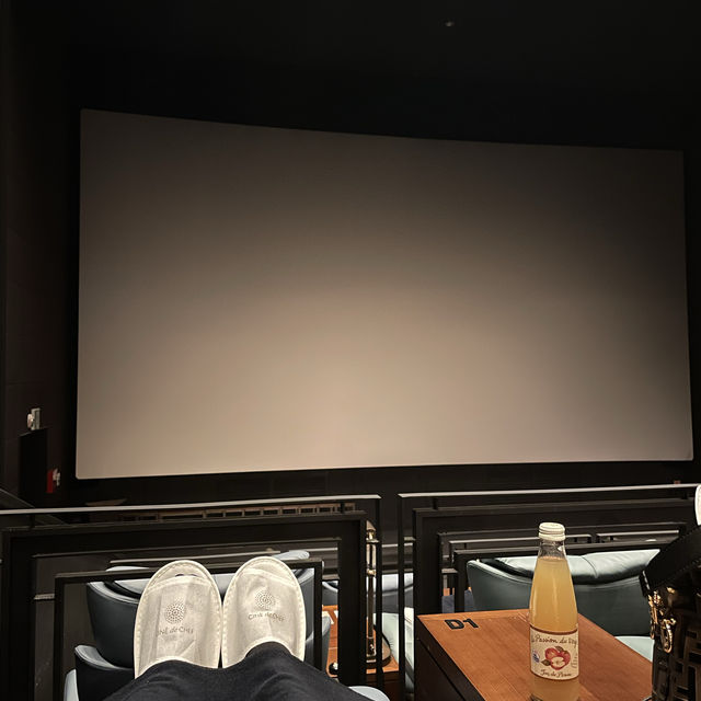 리클라이너 소파에서 즐기는 영화관람! 프리미엄 영화관 씨네드쉐프 스트레스리스관
