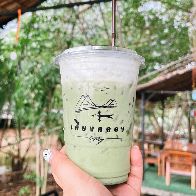 เคียงคลอง อีสเทอรี่ ร้านอาหารติดแม่น้ำ จ.ตราด