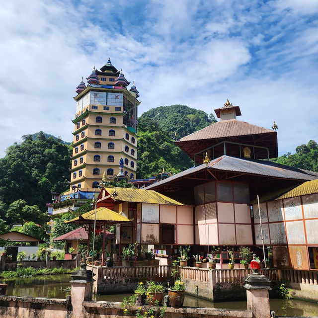 Illuminating the Soul: Enlightened Heart Buddhist Temple Inspires