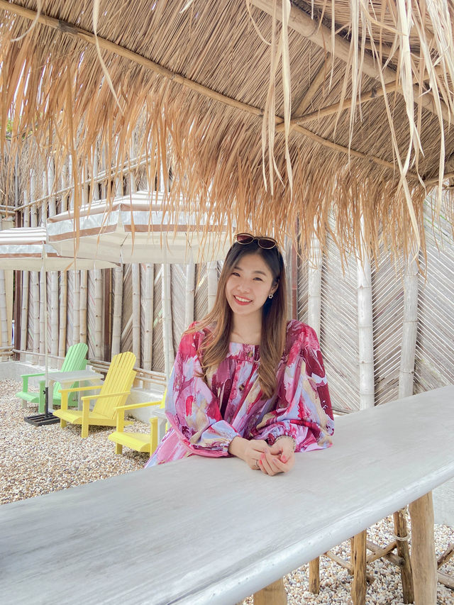 Sunny Side Good Vibes Cafe