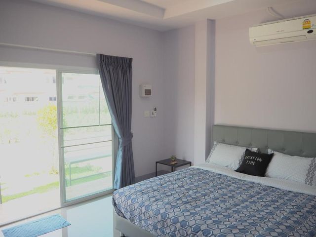 Maharak Resort 