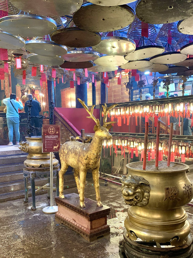 香港　香港観光　香港で最古の道教寺院に行ってきたぞ！