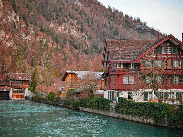 Riverside Retreat: A Serene Café Experience in Interlaken
