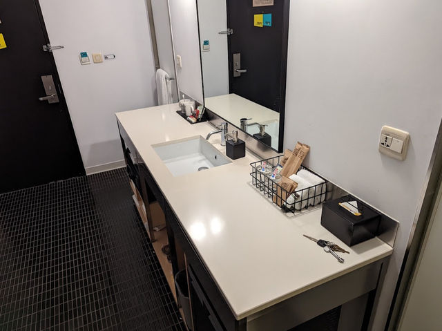 臺北西門町意舍酒店：地理位置優越，CP值很高