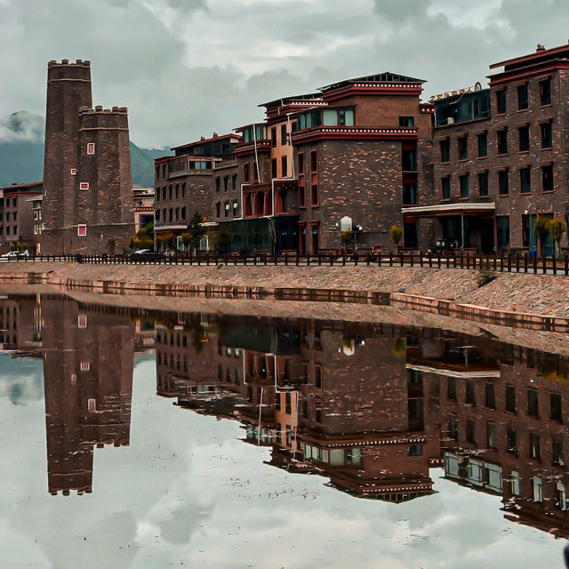 🇨🇳 Xinduqiao: A Picturesque Gateway in Ganzi Prefecture