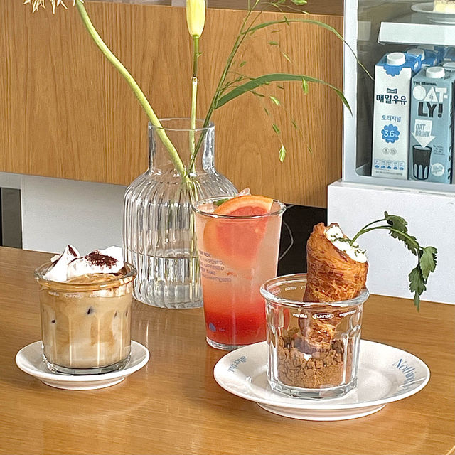 ヨンナムドンのnewカフェ"NUKNOK"☕️✨
