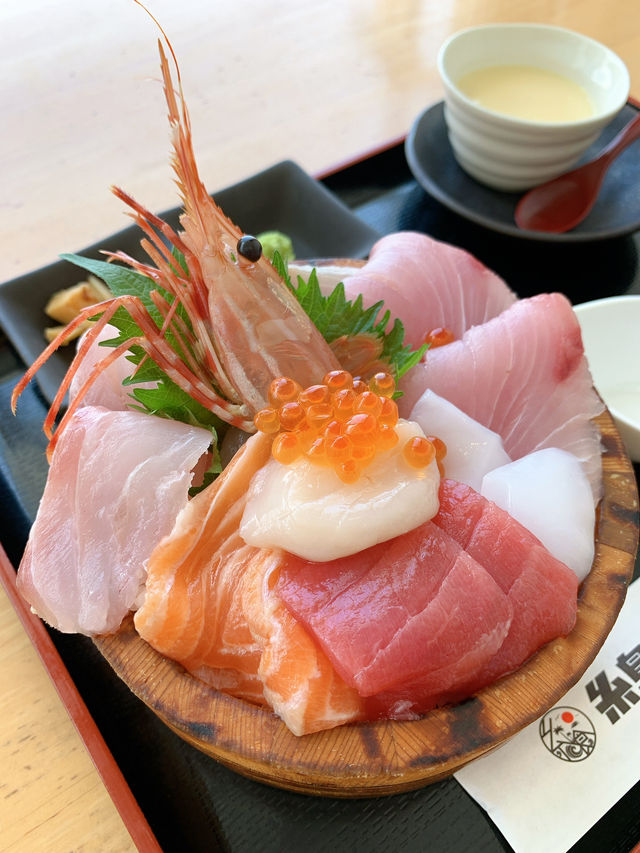 【福岡ランチ】ボリューム満点の海鮮丼が食べられるお店🐟